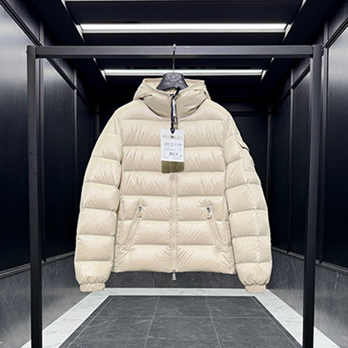 moncler glesse hooded short down jacket